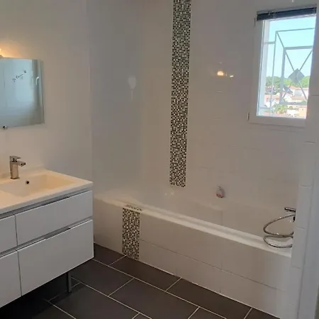 Mathilde - 3 - Jacuzzi Villa